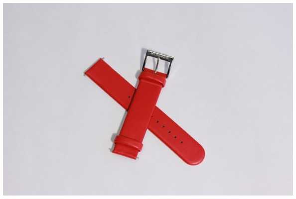 Mondaine Genuine Leather Womens Red Strap 16mm FE311630Q Mondaine Genuine Leather Womens Red Strap 16mm FE311630Q
